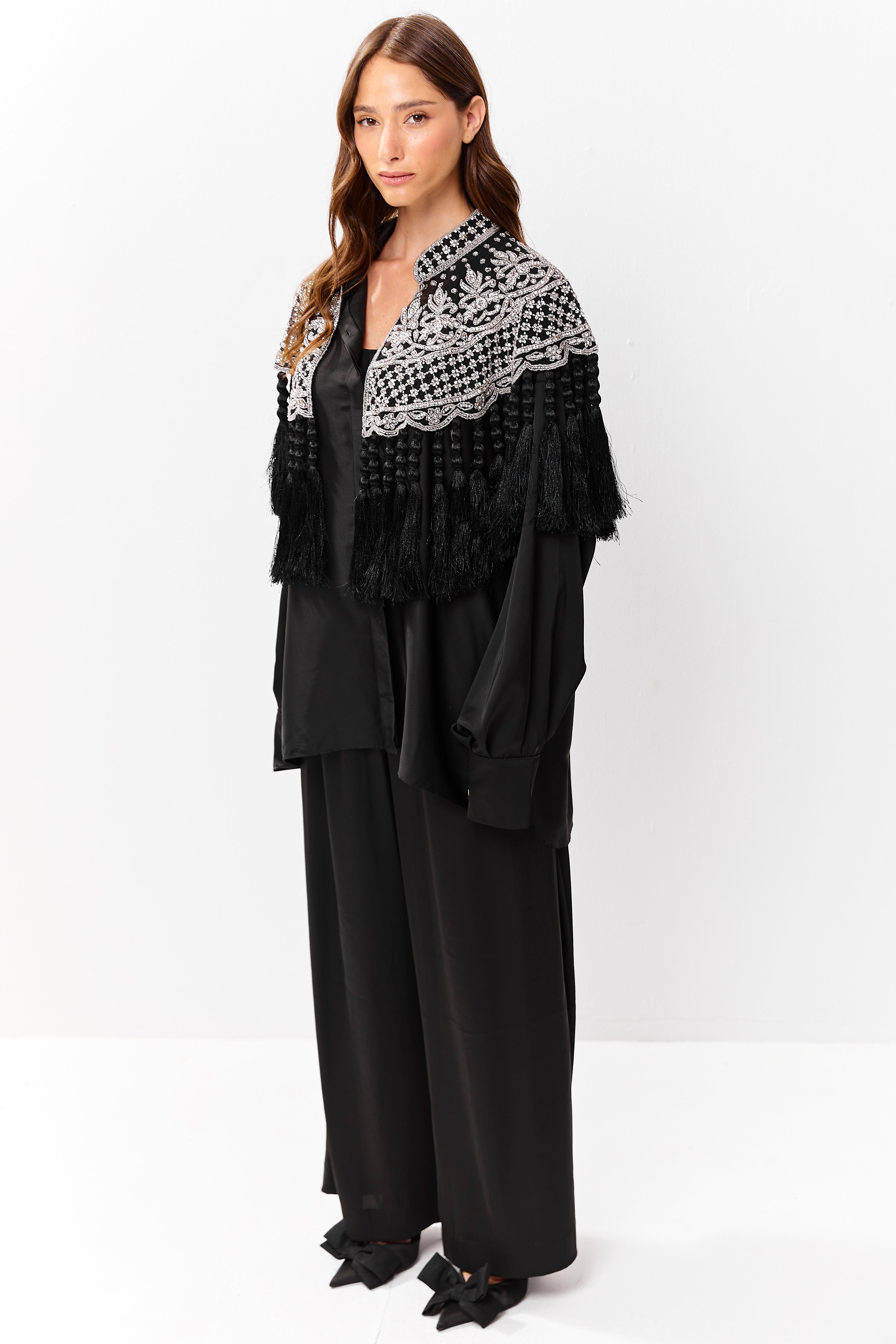 Sora Cape Black Silver